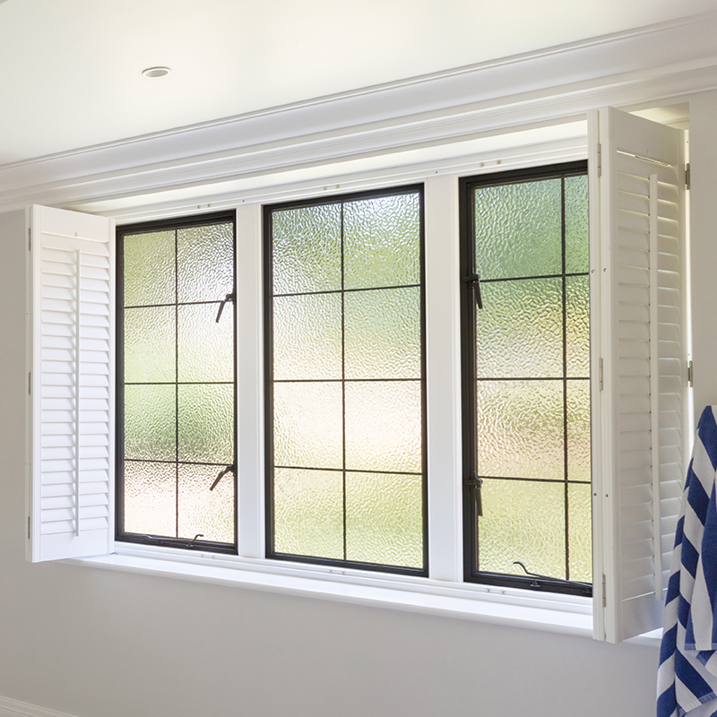 Example of bathroom with frosted window